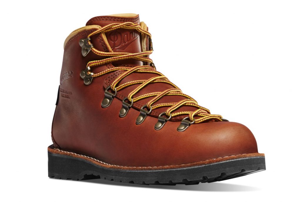 Mountain Pass Boots 