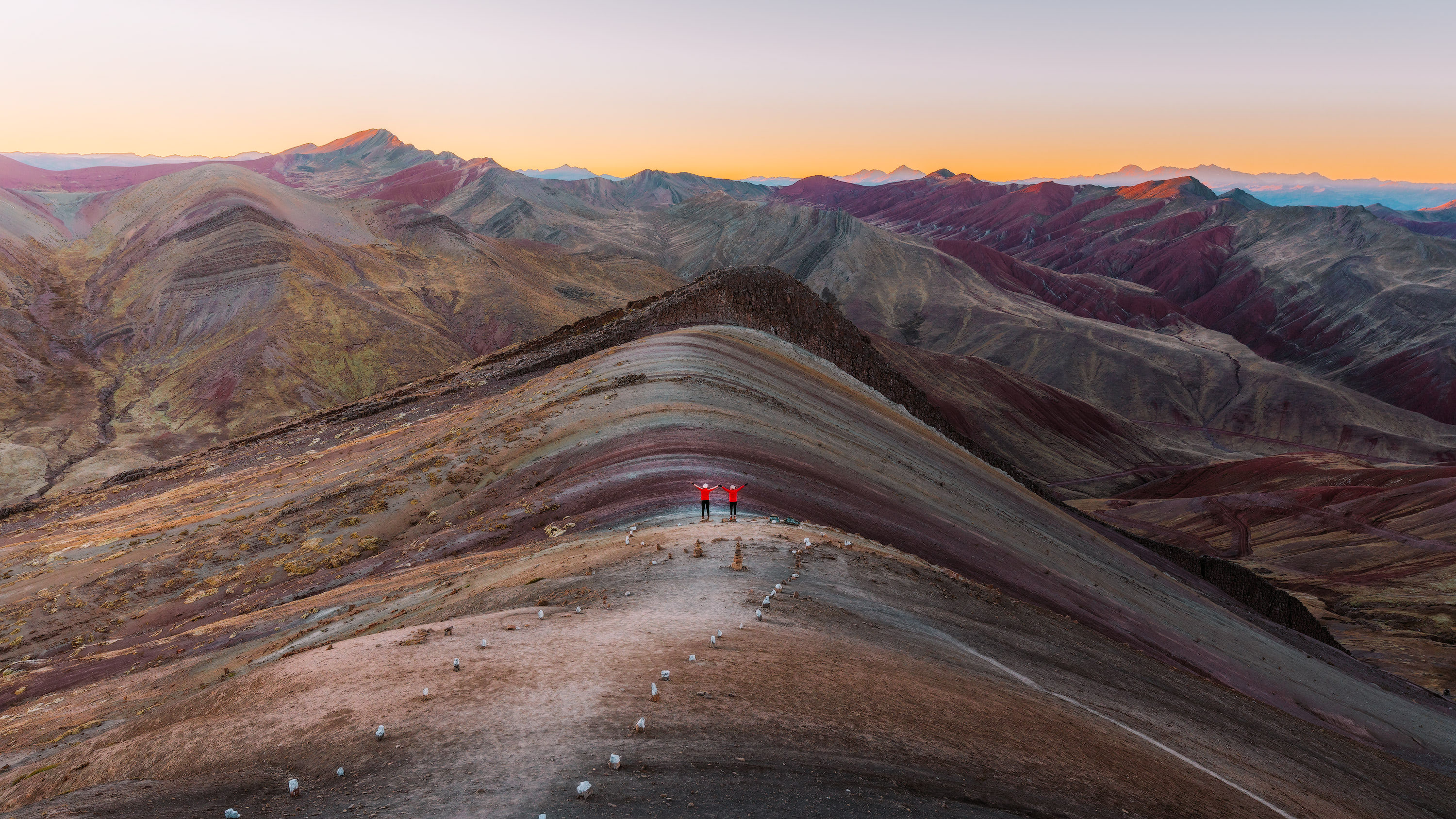 Best-Things-To-Do-In-And-Around-Cusco-Peru-Rainbow-Mountain-Banner