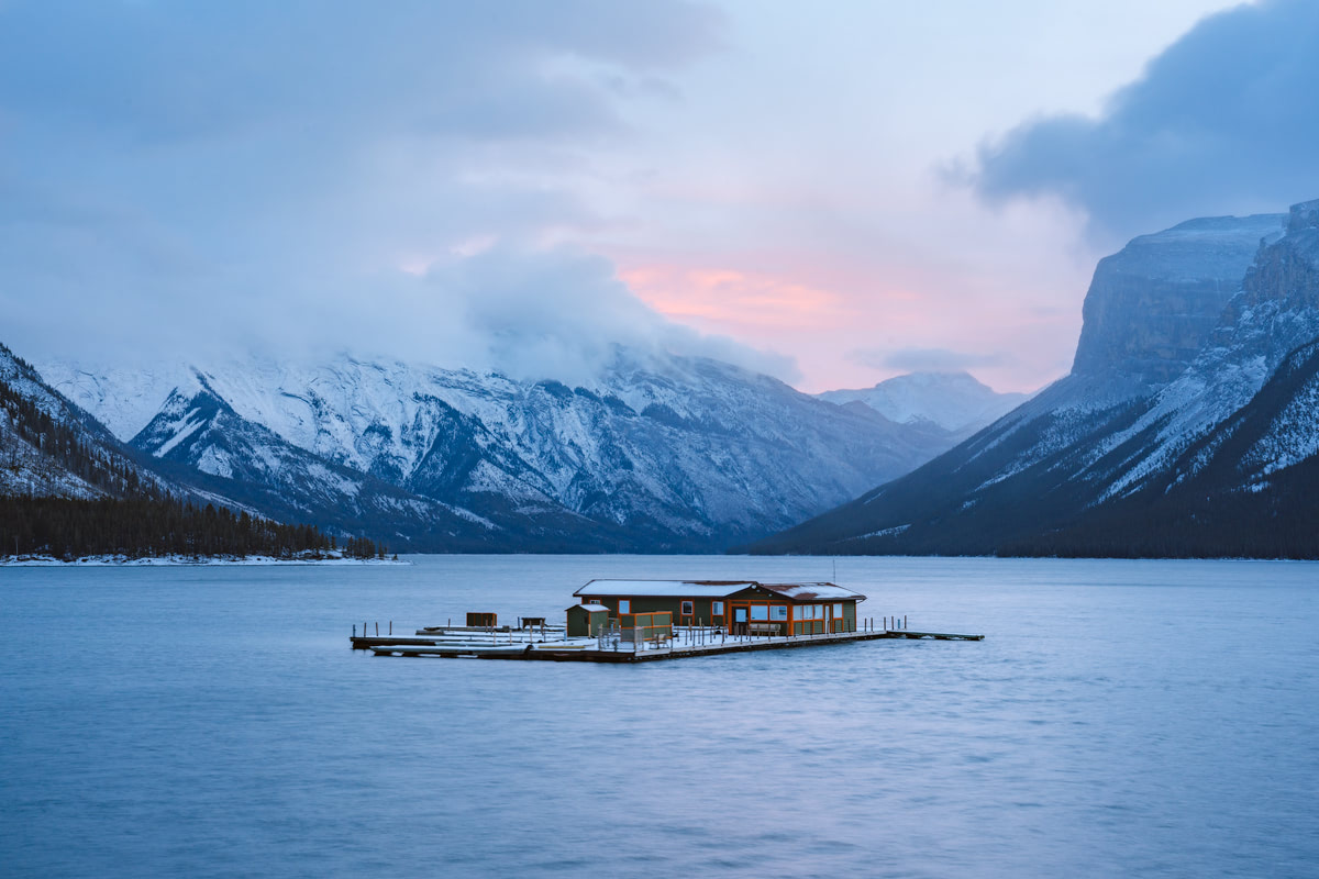 Planning a Trip to Banff in Winter - Lake Minnewanka 2 -Renee Roaming