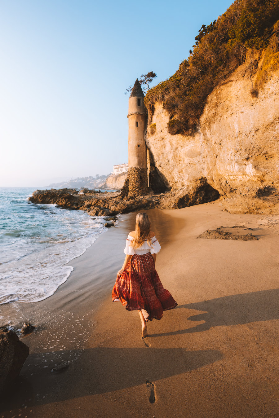 Orange County Travel Guide Everything You Need to Know- Laguna Beach Victoria Beach Tower