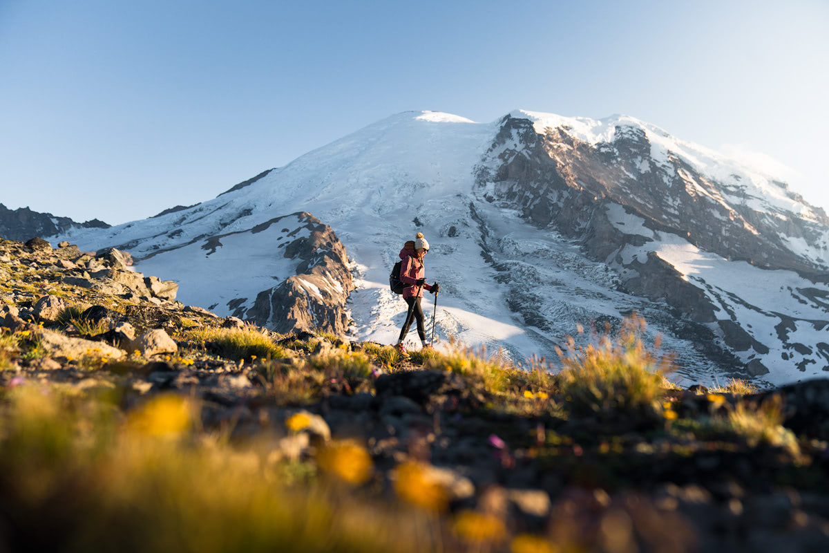 how to plan the perfect national parks trip - hiking in mount rainier national park