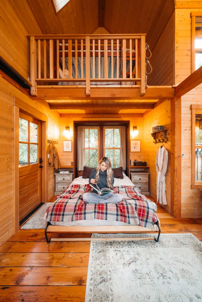 Treehouses to Rent in Washington State - Pete Nelson Original Tree House Inside - Renee Roaming