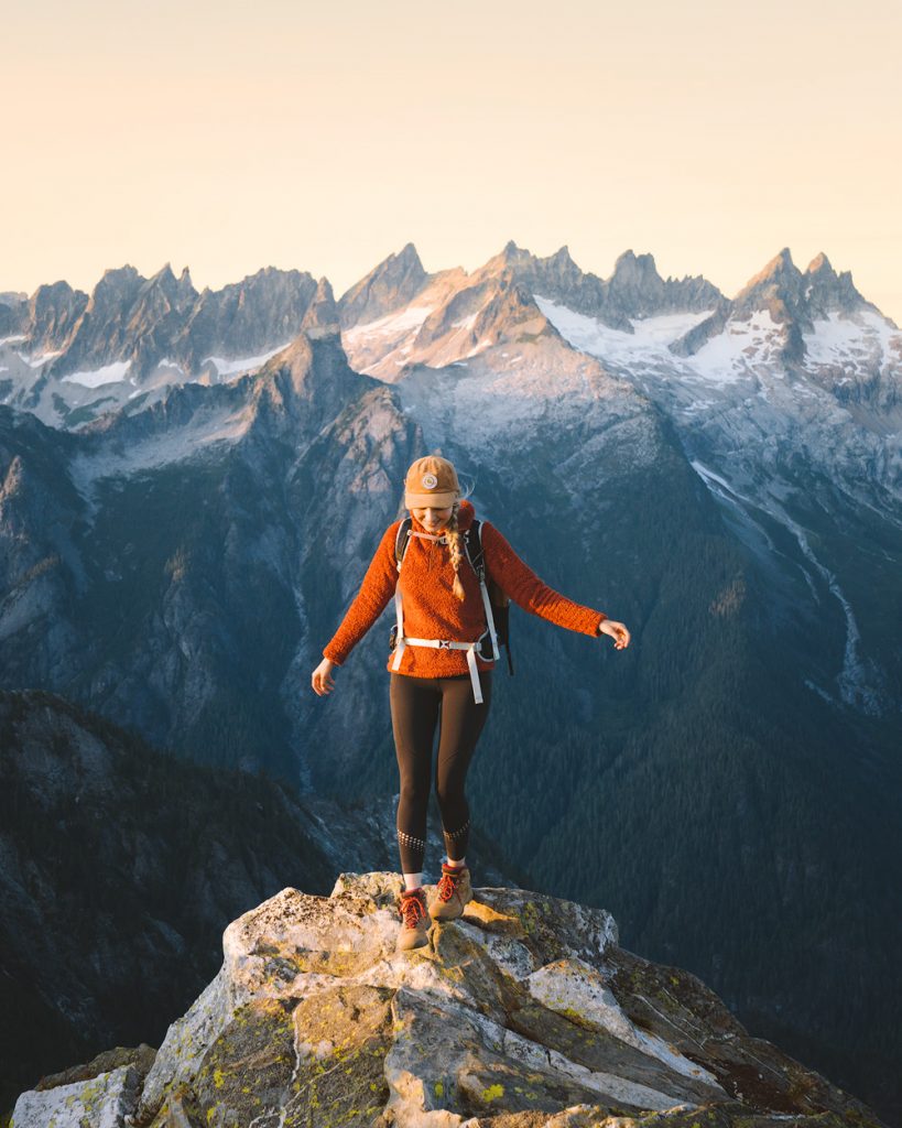 Cute hiking outfit ideas for women