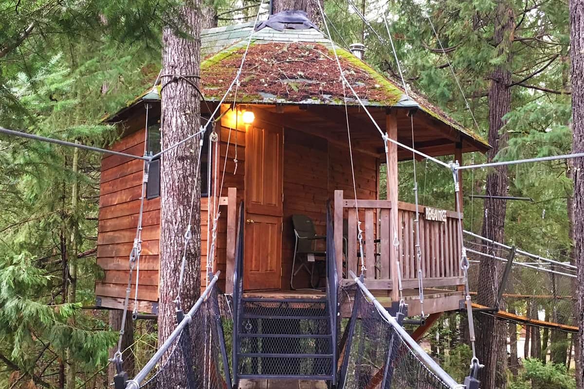 20 Magical Oregon Treehouses You Can Rent Renee Roaming