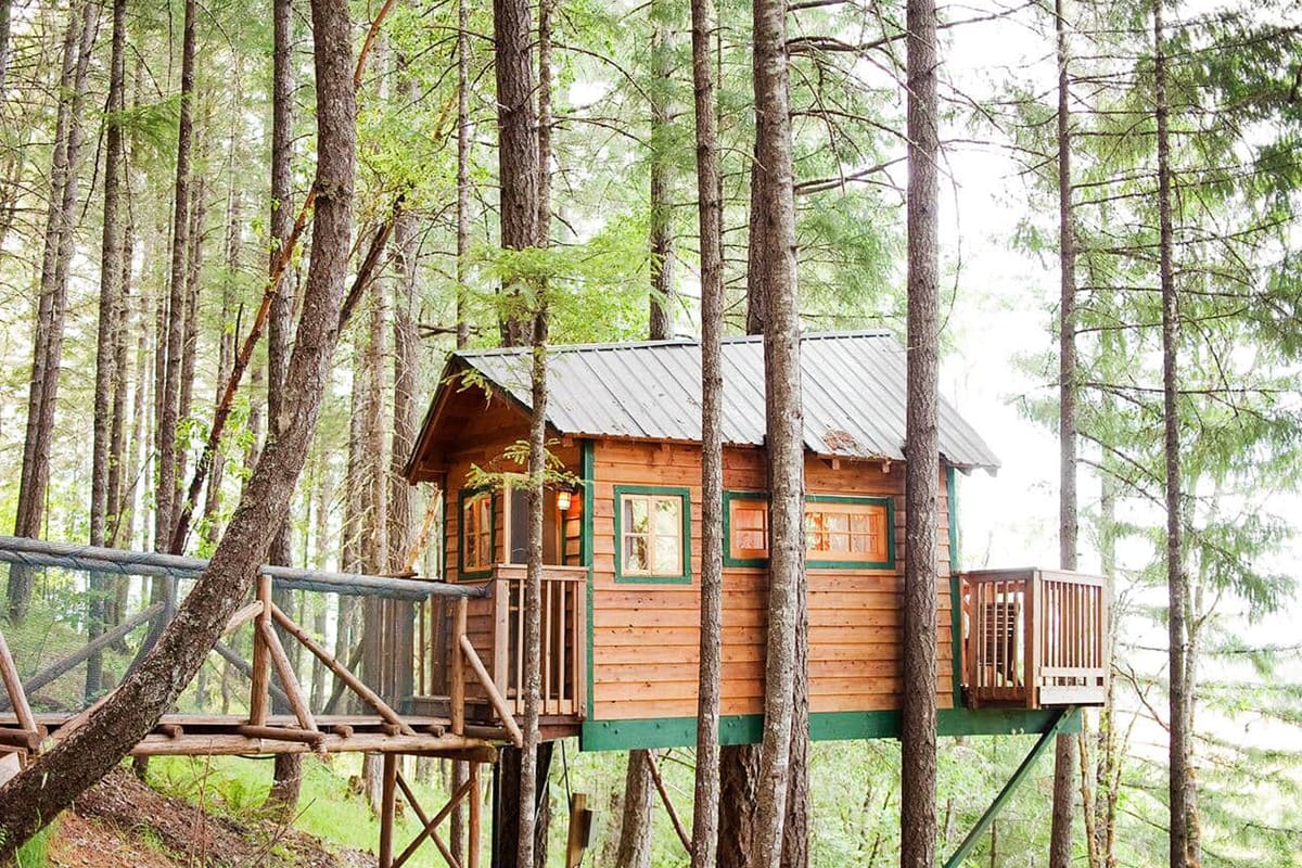 20 Magical Oregon Treehouses You Can Rent