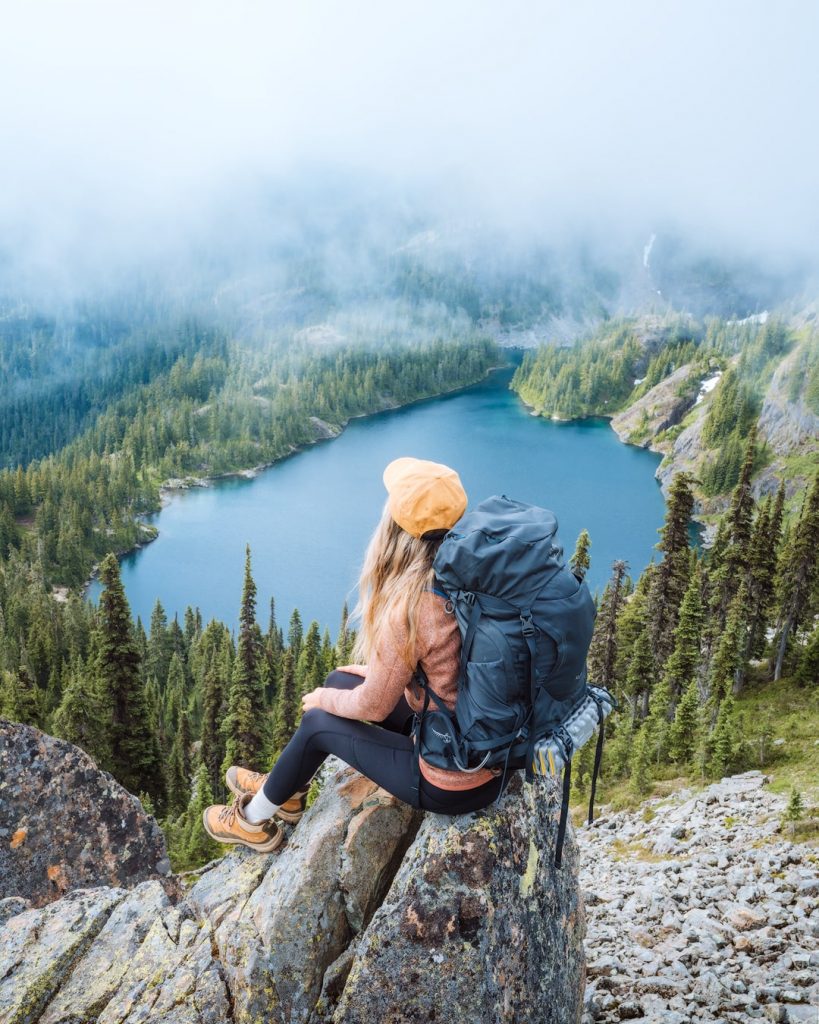 Backpacking Tips 9 Backpacking Mistakes to Avoid - Must Know Beginner Backpacking Tips - Letting Your Gear Get Wet