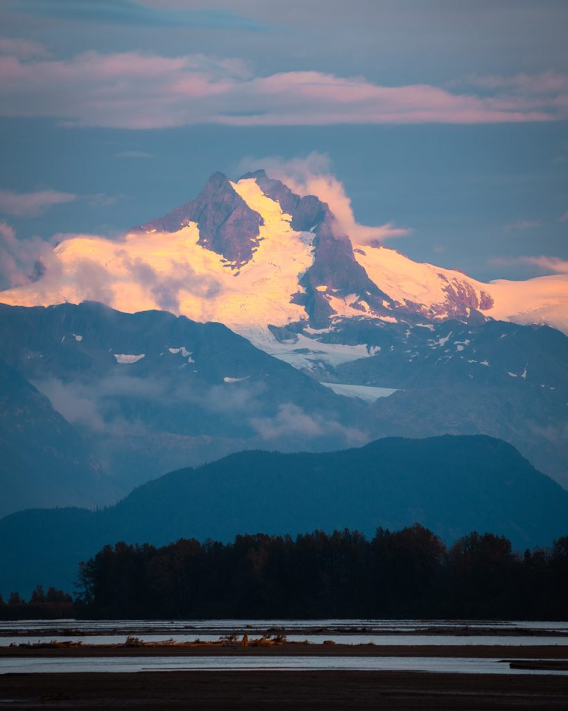 Epic 6 Day Southeast Alaska Itinerary - Chilkat Inlet Mountains