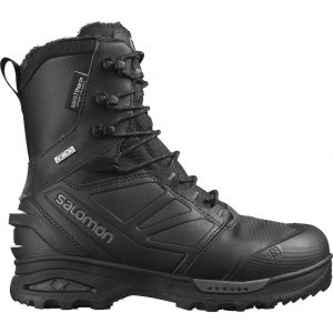 Best Winter Hiking Boots for Men 2022 - Salomon Toundra Pro Waterproof Boot - Renee Roaming