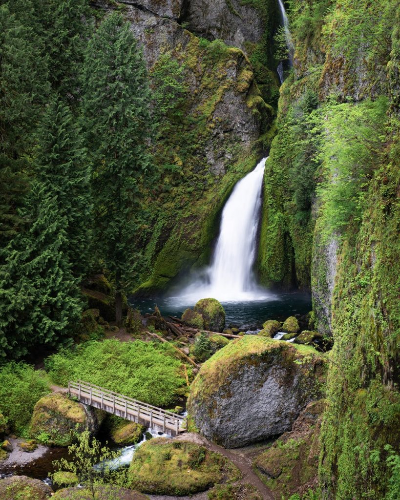 Epic Oregon Road Trip Itinerary Columbia River Gorge Wahclella Falls