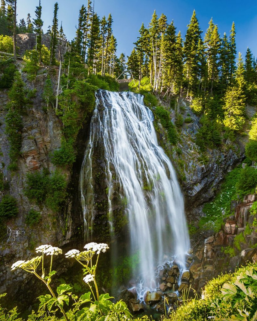 Best Waterfall Hikes Mount Rainier National Park - Narada Falls