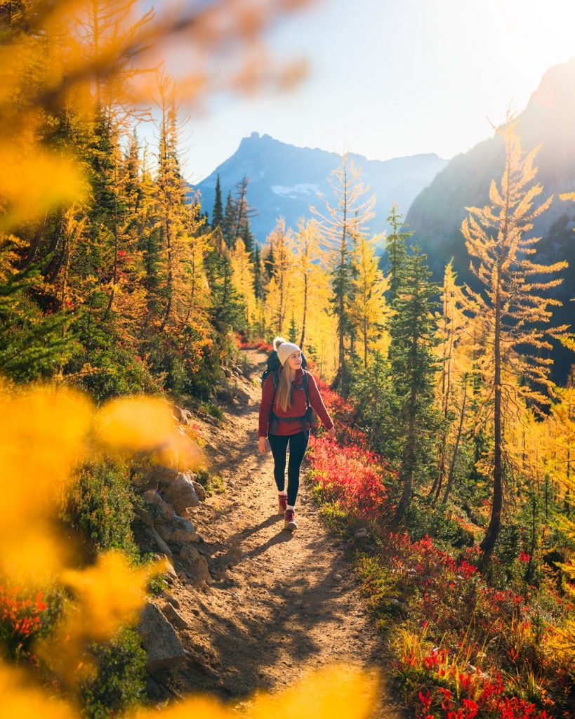 Best Fall Hikes in North Cascades National Park