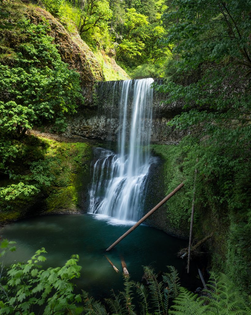 Hiking the Trail of Ten Falls - Silver Falls State Park Oregon