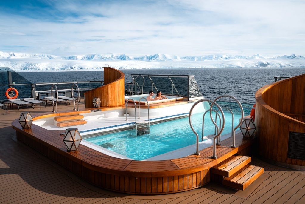 Luxury Expedition Cruise to Antarctica, South Georgia and The Falkland Islands With Seabourn - Seabourn Venture pool deck